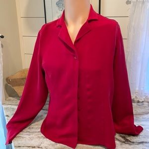 Classy blouse w bell cuffs!